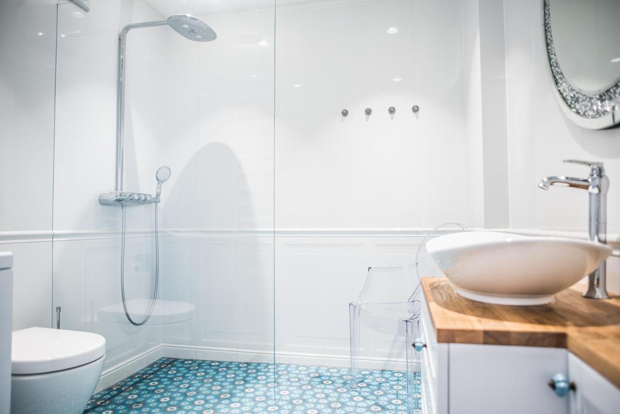 Sky And Sea By Renters Prestige Apartment Sopot Bagian luar foto
